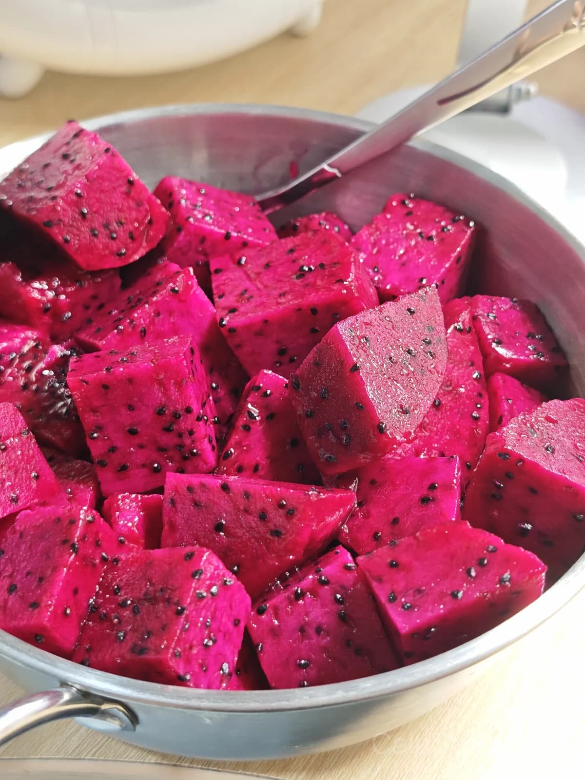 Dragon Fruit 'Red' Seeds — Sweet Tropical Vine Fruit - View 4