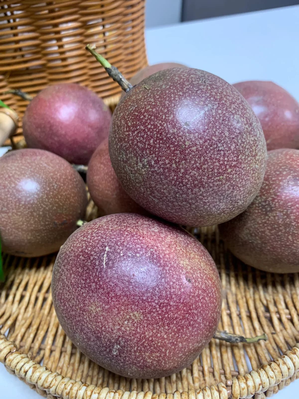 Purple Passion Fruit 'Granadilla' Seeds — Sweet Tropical Vine - View 2
