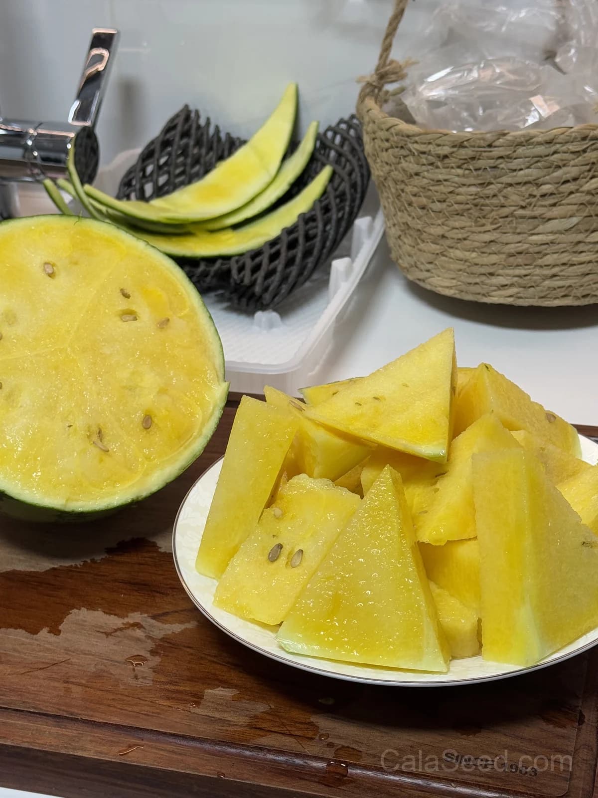 Yellow Crimson Watermelon Seeds — Sweet Yellow-Fleshed Fruit - View 5